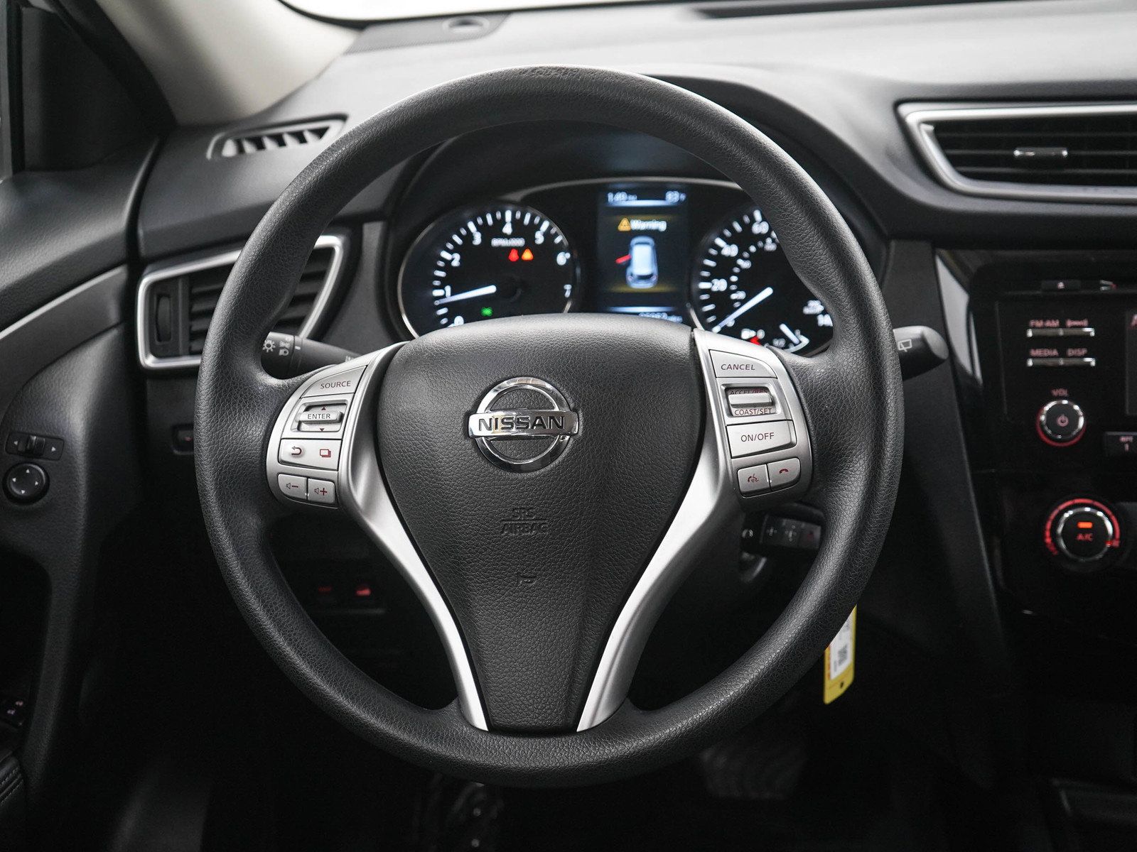 Used 2016 Nissan Rogue S AWD/4WD image 16