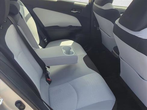 Certified 2018 Toyota Prius Three FWD image 25