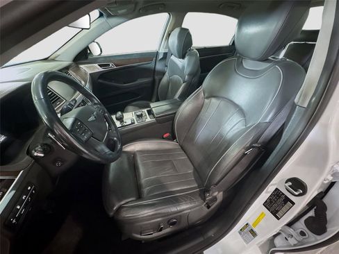 Used 2018 Genesis G80 3.8 w/ Option Group 03 image 10