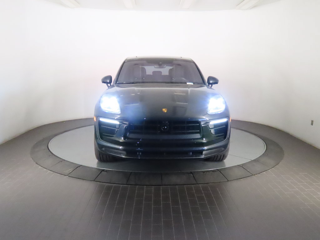Certified 2026 Porsche Macan GTS AWD/4WD image 10