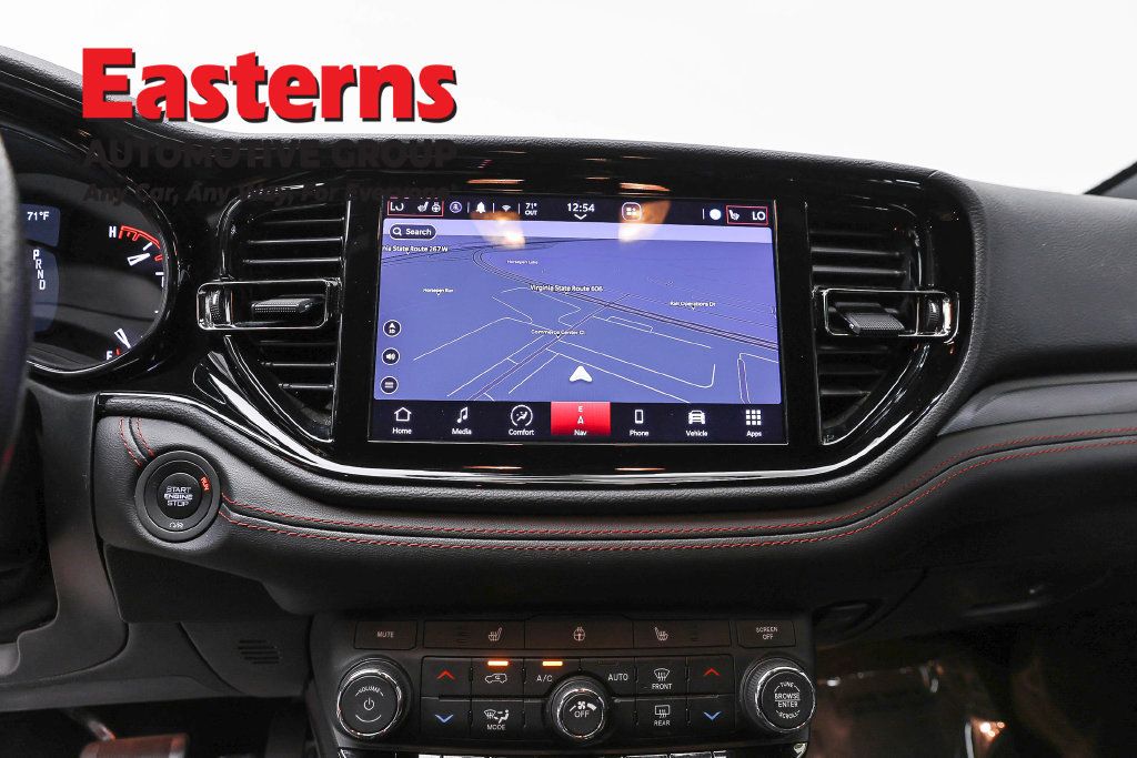 Used 2025 Dodge Durango GT RWD image 12