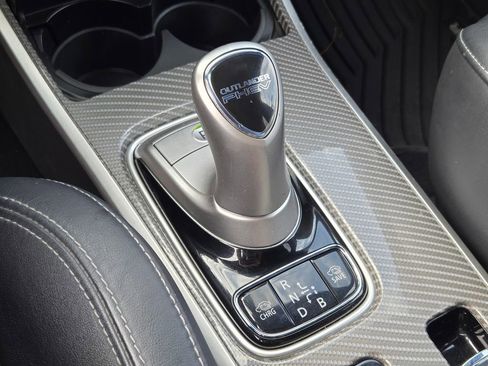 Used 2019 Mitsubishi Outlander SEL image 37