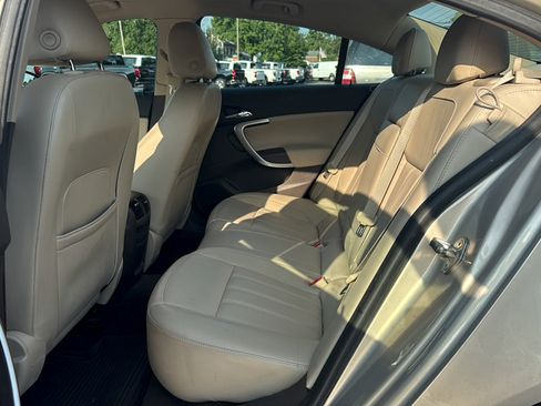 Used 2012 Buick Regal Leather FWD image 12