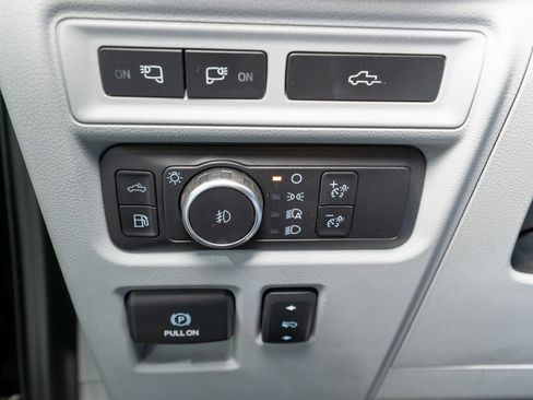 Used 2021 Ford F150 Limited image 39