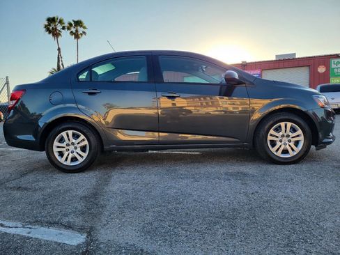 Used 2019 Chevrolet Sonic LS image 7