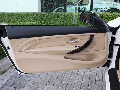 Used 2014 BMW 428i Coupe image 10
