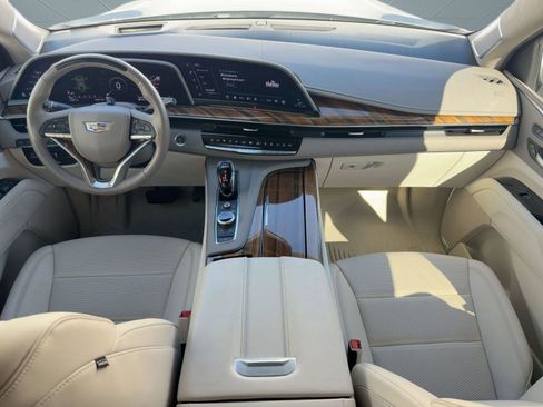 Certified 2024 Cadillac Escalade Sport Platinum image 14