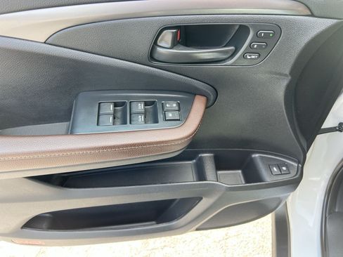 Used 2024 Honda Passport EX-L image 15