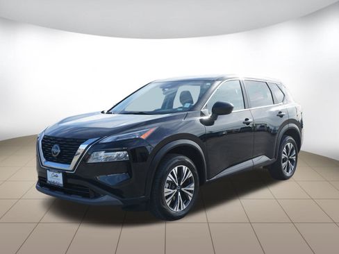 Used 2023 Nissan Rogue SV image 3