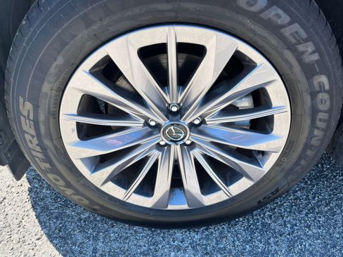 Used 2025 MAZDA CX-90 3.3 Turbo w/ Preferred Package image 33