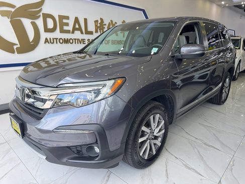Used 2021 Honda Pilot EX image 4
