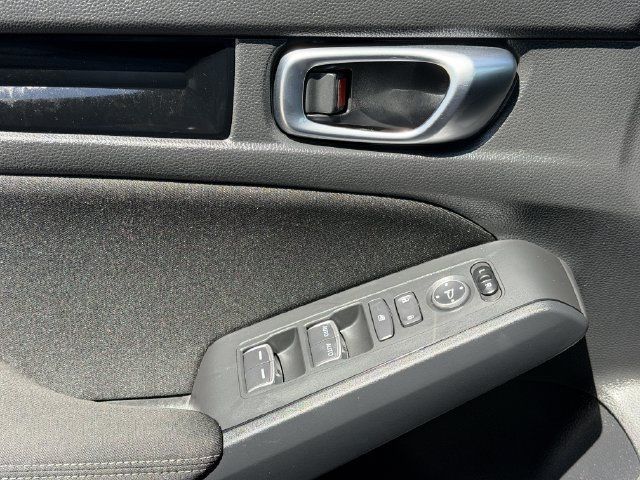 Used 2025 Honda Civic Sport image 23