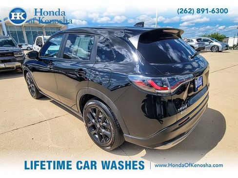 Certified 2024 Honda HR-V Sport image 7