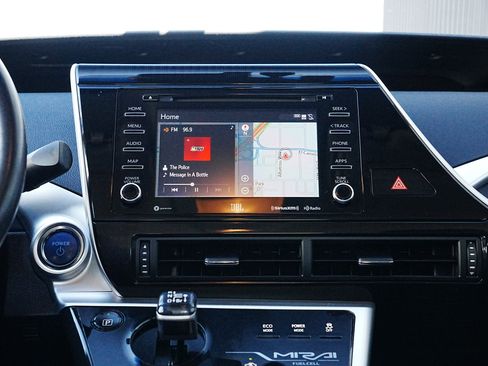 Used 2018 Toyota Mirai image 16