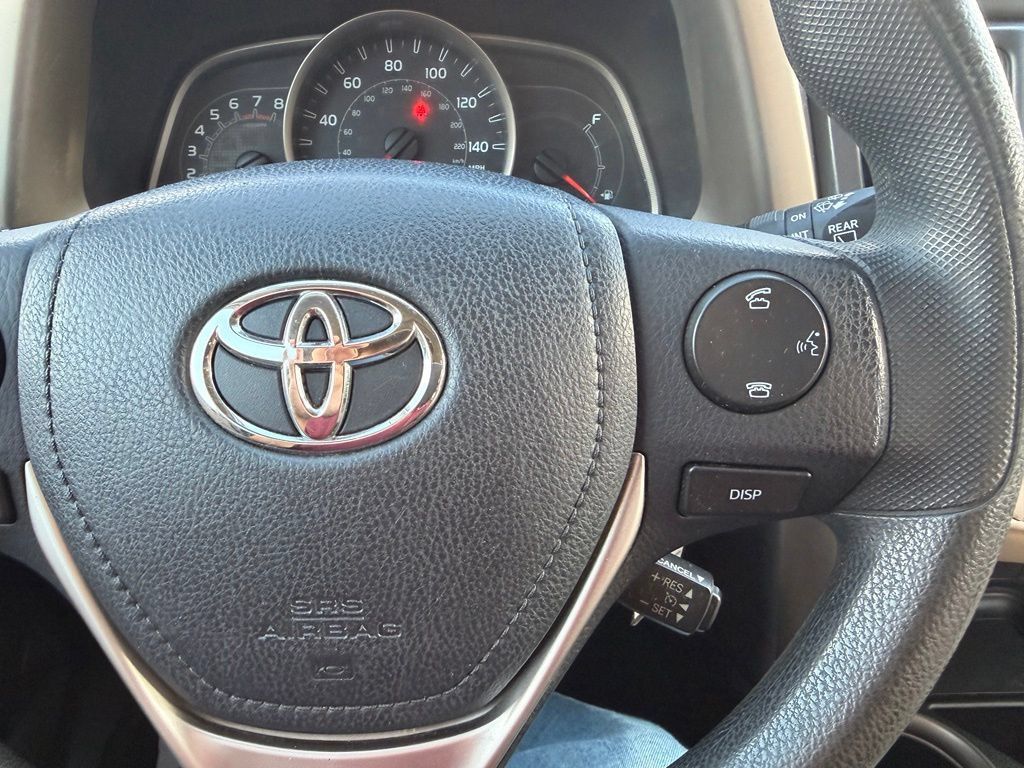Used 2015 Toyota RAV4 XLE FWD image 19
