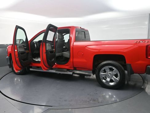 Used 2018 Chevrolet Silverado 1500 LTZ w/ Sport Package AWD/4WD image 36