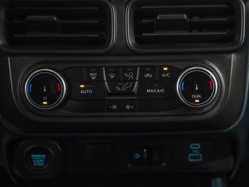 Used 2023 Ford Maverick Lariat w/ Equipment Group 500A Standard image 20