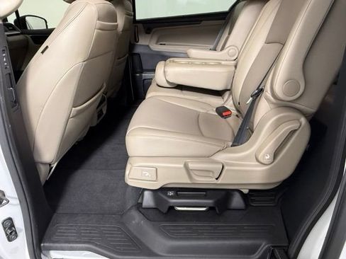 Used 2023 Honda Odyssey Touring image 33