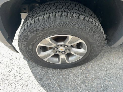 Used 2018 Chevrolet Colorado Z71 image 5