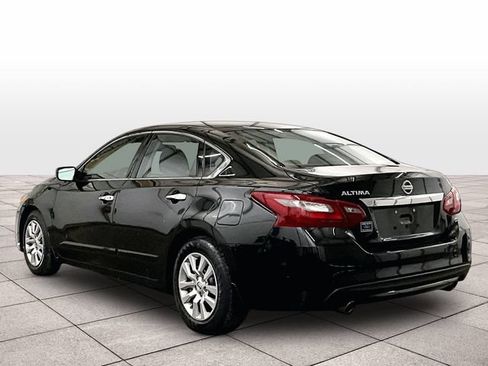 Used 2018 Nissan Altima 2.5 S w/ S Convenience Package FWD image 10
