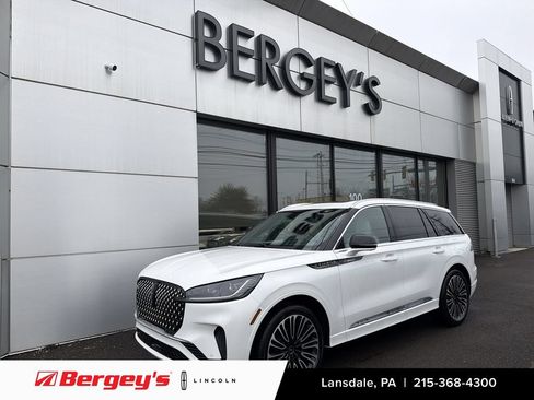 New 2026 Lincoln Aviator Black Label w/ Dynamic Handling Package AWD/4WD image 1