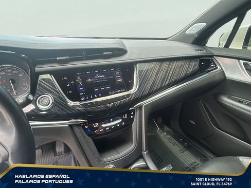 Certified 2023 Cadillac XT6 Premium Luxury w/ Technology Package FWD image 18