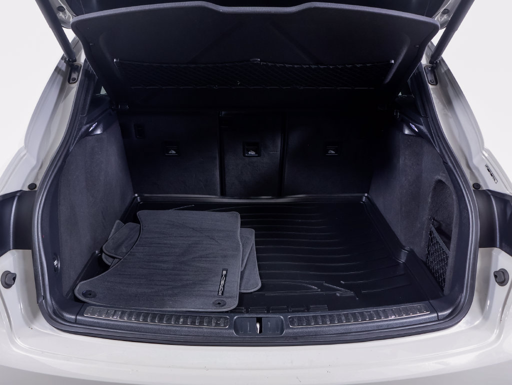 Certified 2021 Porsche Macan S AWD/4WD image 38
