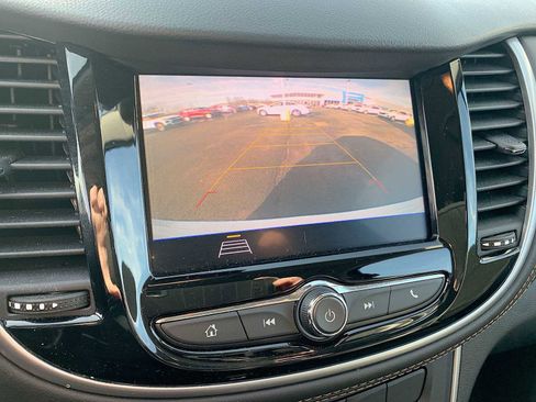 Certified 2022 Chevrolet Trax LT w/ LT Convenience Package image 14