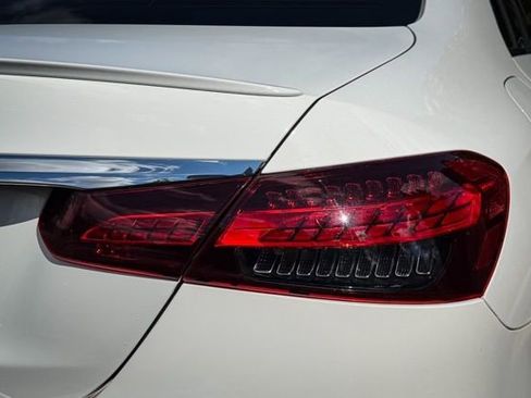 Used 2022 Mercedes-Benz E 350 Sedan w/ Driver Assistance Package image 16