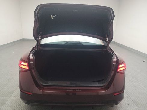 Used 2021 Nissan Sentra SV FWD image 29