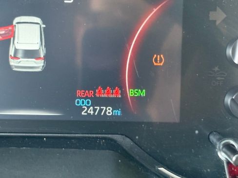 Used 2023 Toyota RAV4 XLE image 16