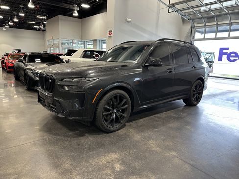 Used 2023 BMW X7 M60i w/ Executive Package AWD/4WD image 5