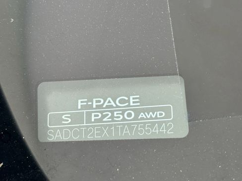 Used 2026 Jaguar F-PACE R-Dynamic S AWD/4WD image 18