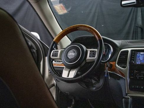 Used 2012 Jeep Grand Cherokee Overland image 15
