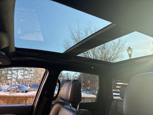 Used 2020 Jeep Grand Cherokee Trailhawk w/ Trailhawk Luxury Group image 13