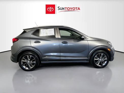 Used 2020 Buick Encore GX Essence w/ Advanced Technology Package FWD image 2