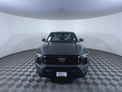 Used 2024 Toyota Tacoma SR5 AWD/4WD image 3
