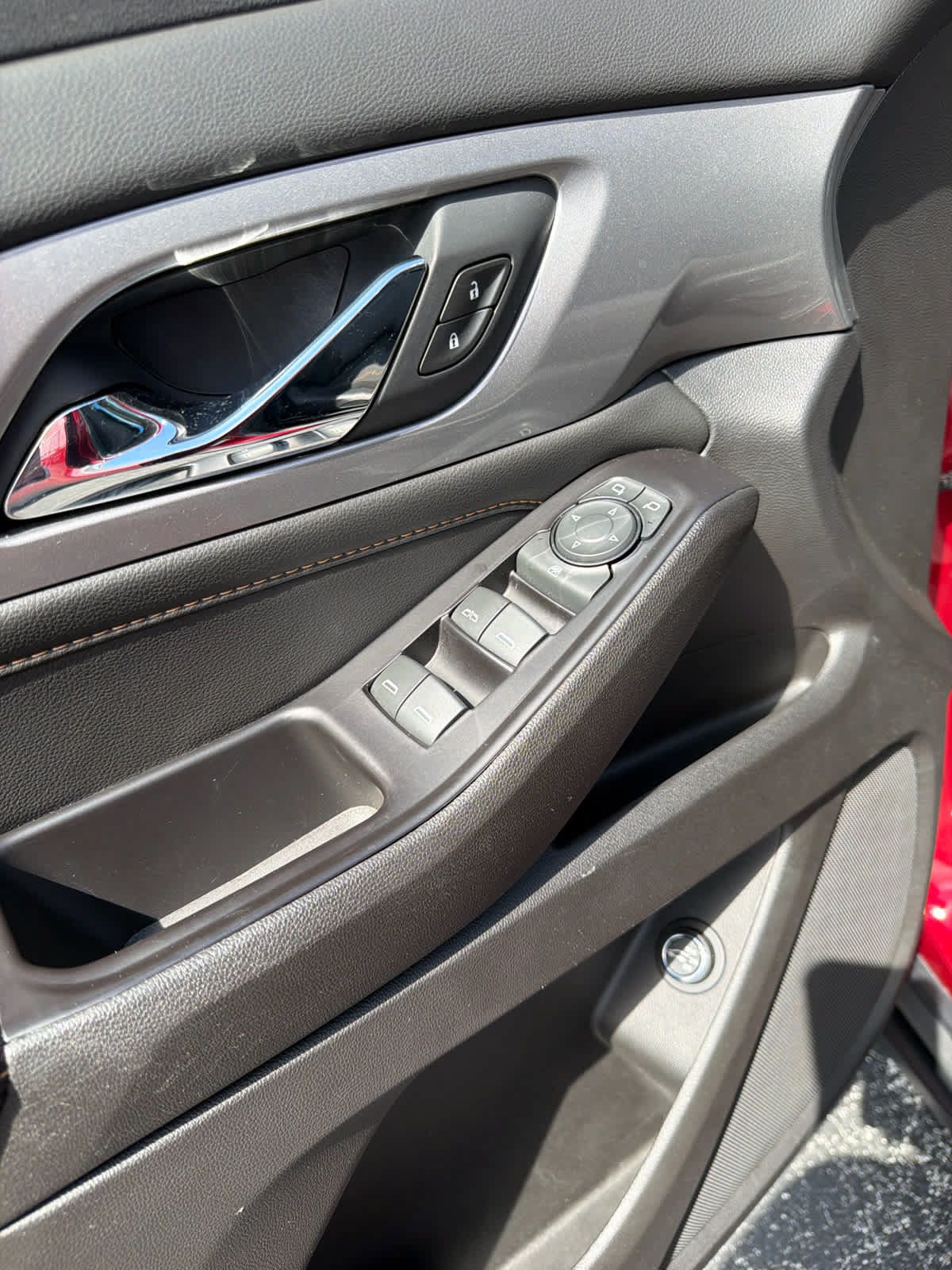 Used 2018 Chevrolet Traverse LT FWD image 29