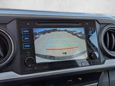 Used 2017 Toyota Tacoma SR5 w/ Tow Package RWD image 13