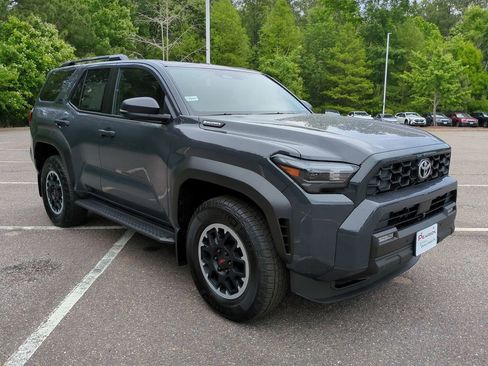 New 2026 Toyota 4Runner TRD Off-Road Premium AWD/4WD image 2