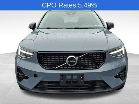 Certified 2023 Volvo XC40 B5 Plus w/ Climate Package AWD/4WD image 3