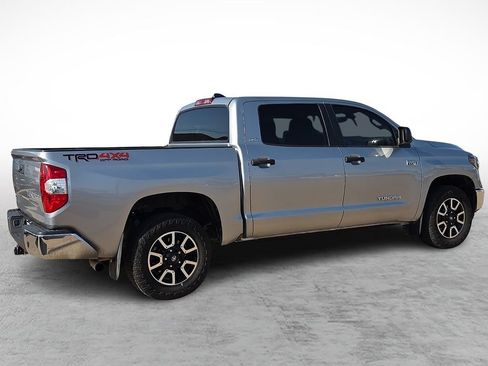 Used 2020 Toyota Tundra SR5 w/ TRD Off-Road Package AWD/4WD image 11
