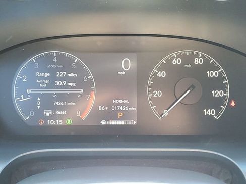 Used 2024 Honda HR-V LX image 17