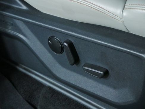 Certified 2025 Ford Expedition Active AWD/4WD image 11
