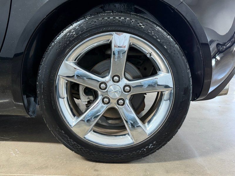 Used 2008 Pontiac Solstice GXP w/ Premium Package RWD image 16