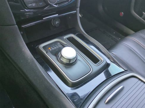 Used 2016 Chrysler 300 S w/ 300S Premium Group image 31