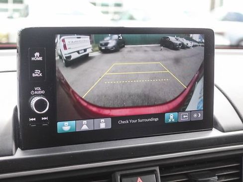 Used 2025 Honda Pilot Touring image 33