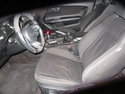 Used 2016 Ford Mustang GT w/ GT Performance Package image 17