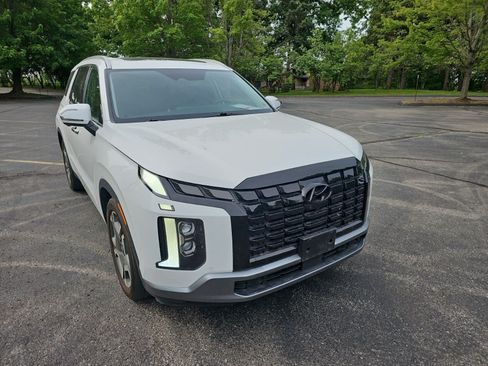 Used 2025 Hyundai Palisade Limited AWD/4WD image 8