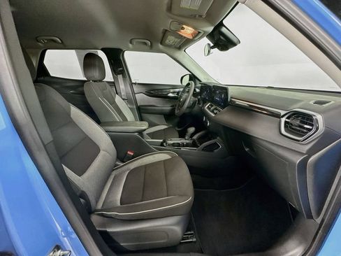 Used 2024 Chevrolet TrailBlazer LS w/ LS Convenience Package FWD image 26
